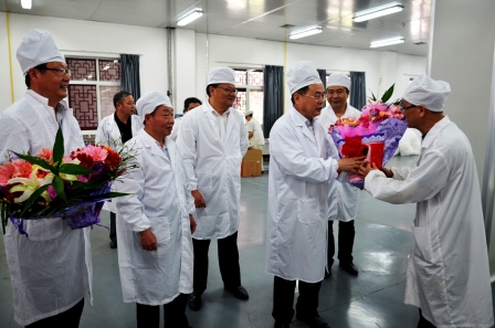 樟树市辅导五一节前夕走访慰问尊龙z6中国 (1).jpg