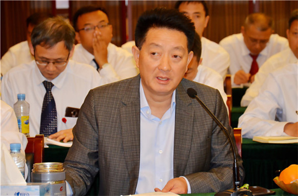 集团召开一季度研产销分析会3.jpg